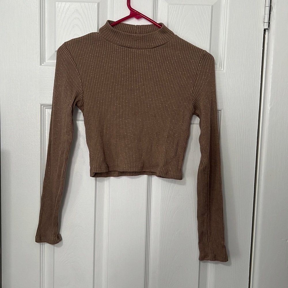 FashionNova Mock Neck Top, Size Small
